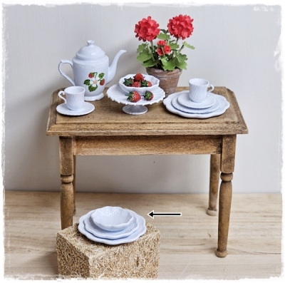Plates and bowls set white