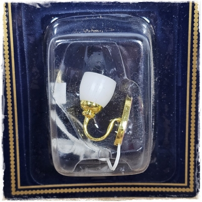 12V Wandlampe mit Schirmchen weiß 1-armig