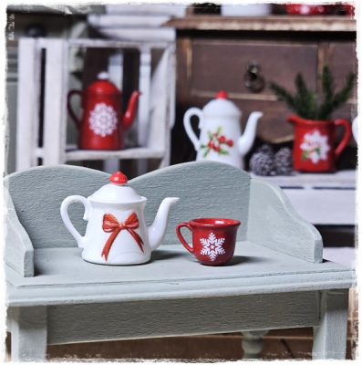 Preview: Kaffeekanne weiss mit Schleife klein