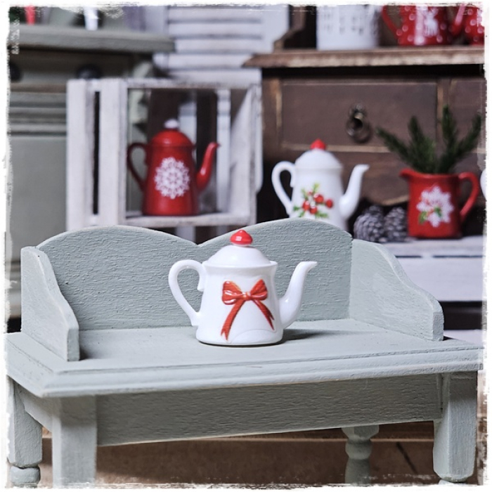 Kaffeekanne weiss mit Schleife klein