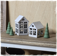 Set Dekohäuser aus Holz weiss